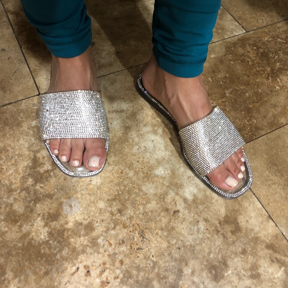 STEVE MADDEN Gemstone clear slides
